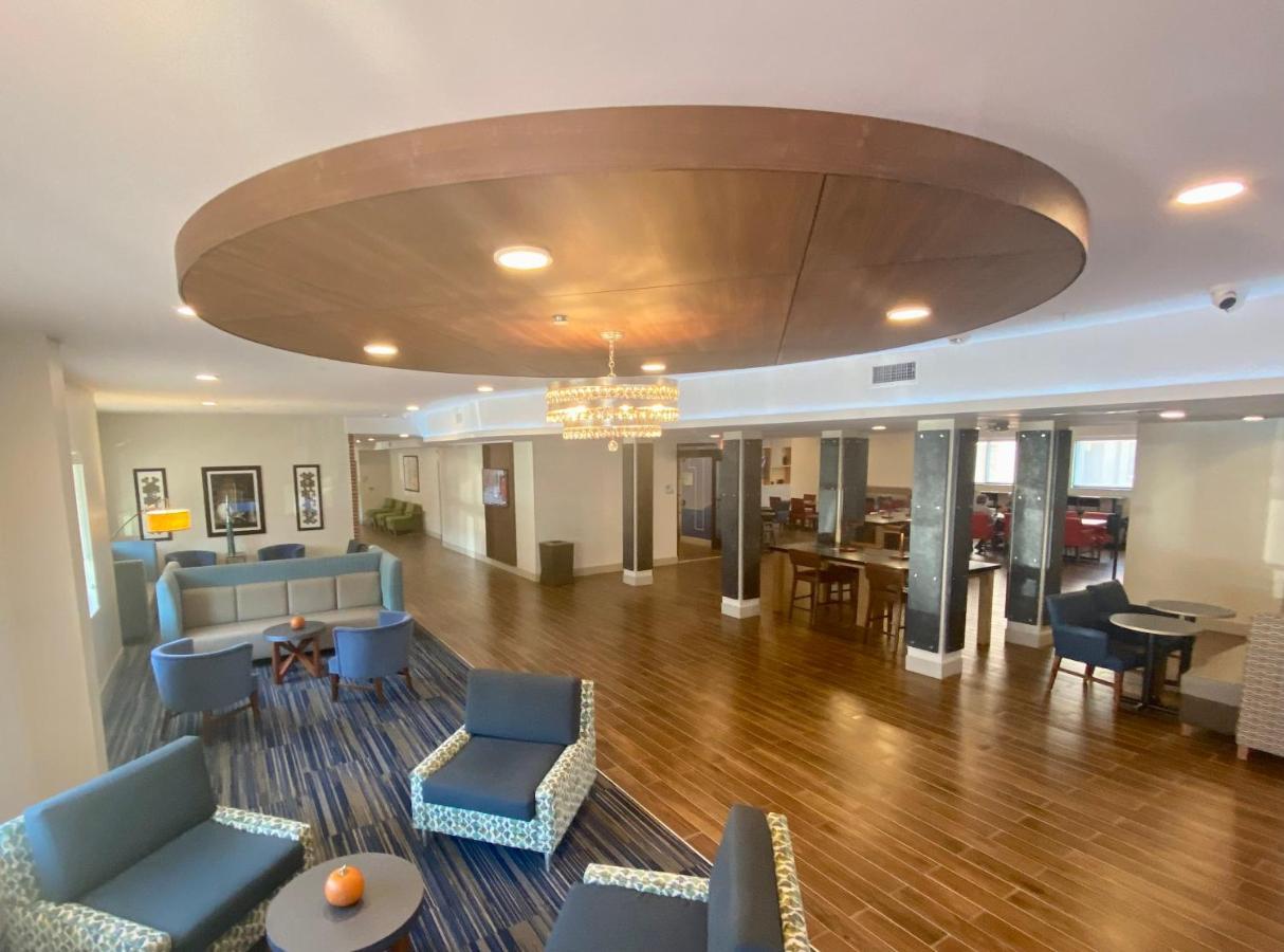 Express & - - Area By Ihg 3* Dahlonega